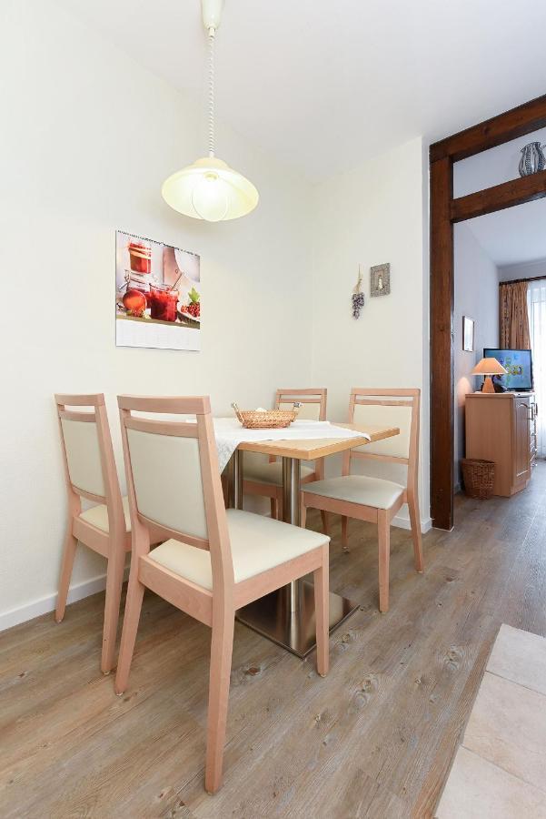 Ferienwohnungen Im Haus Am Wattenmeer Neuharlingersiel Ngoại thất bức ảnh
