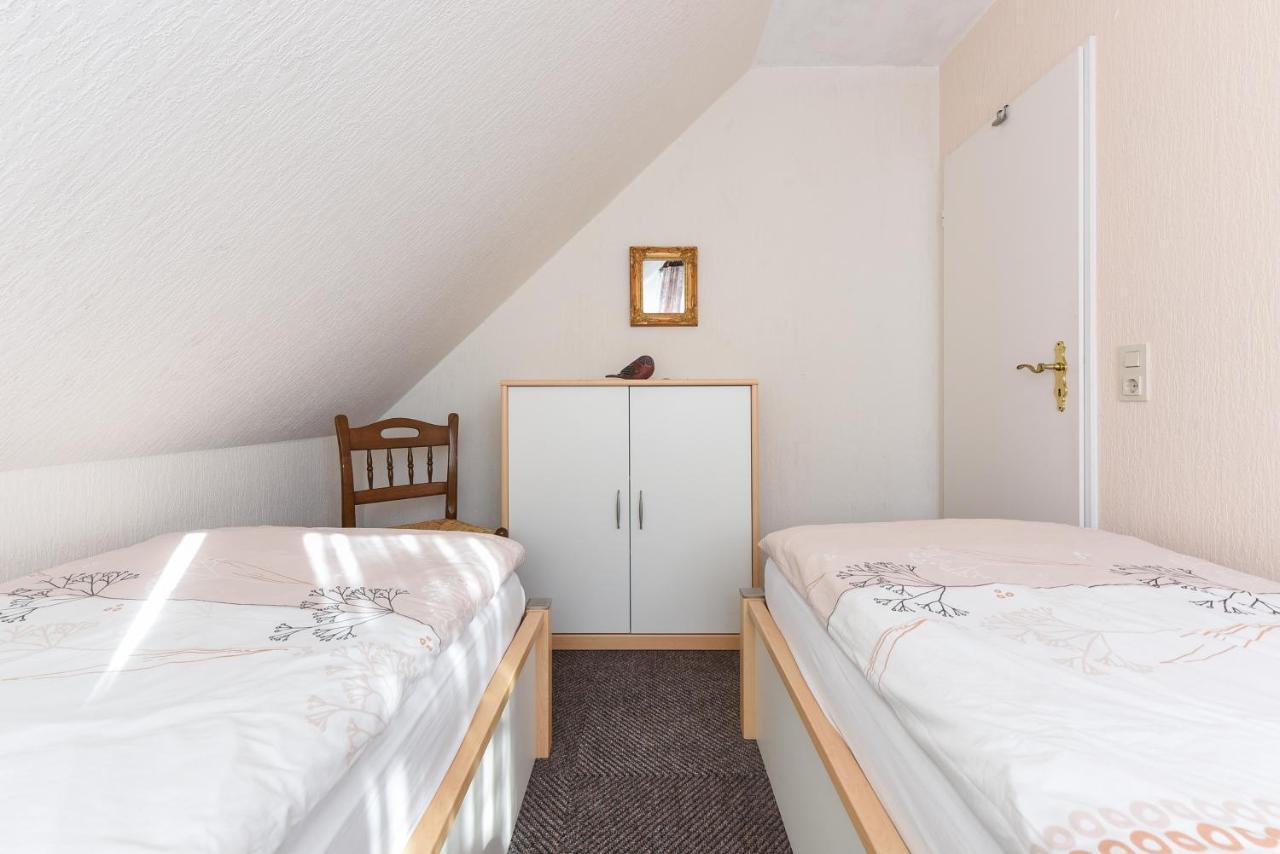 Ferienwohnungen Im Haus Am Wattenmeer Neuharlingersiel Ngoại thất bức ảnh